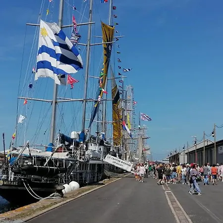 Les Gens De Dunkerque By Popinns Hotel 2*