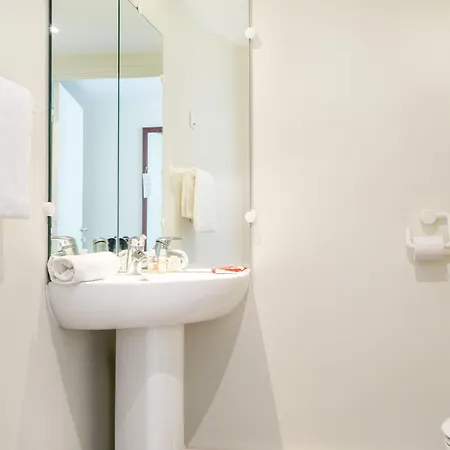 Hotel Les Gens De Dunkerque By Popinns Dunkirk