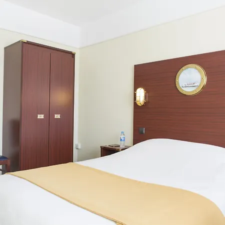 Hotel Les Gens De Dunkerque By Popinns Dunkirk