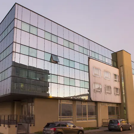 敦刻尔克莱斯根斯德梅尔波普平斯酒店 2* 敦刻尔克