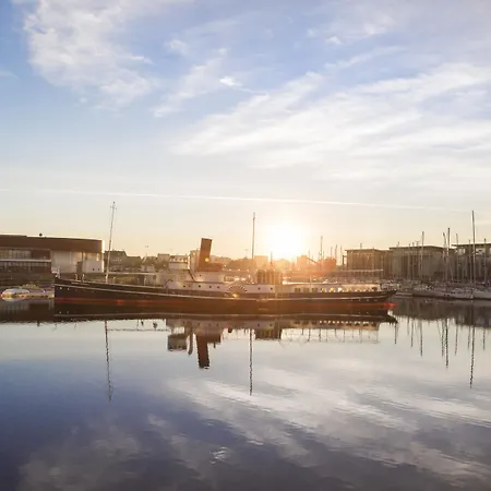 敦刻尔克莱斯根斯德梅尔波普平斯酒店 酒店 敦刻尔克