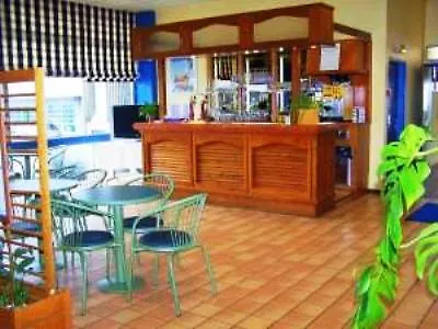 敦刻尔克莱斯根斯德梅尔波普平斯酒店 2* 敦刻尔克