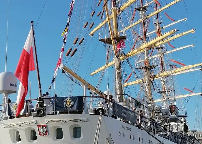 Les Gens De Dunkerque By Popinns Dunkirk