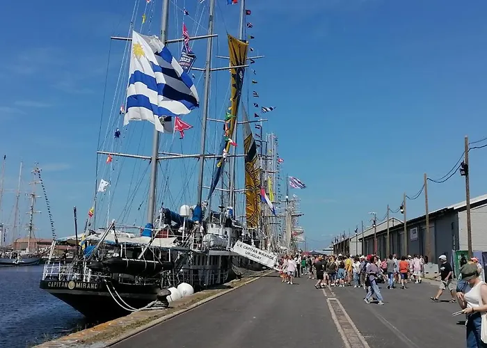 Les Gens De Dunkerque By Popinns Hotel 2*